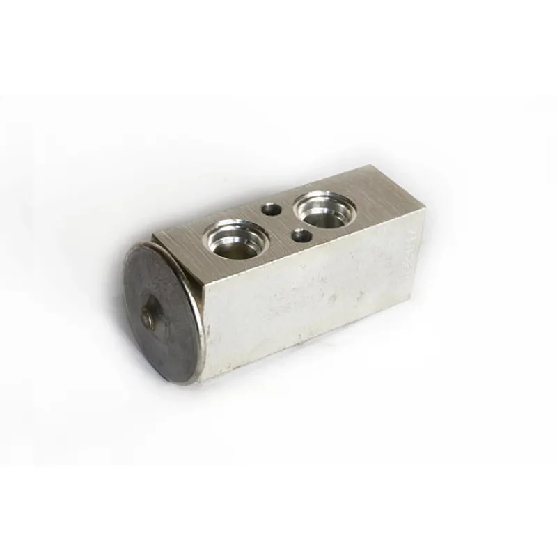 Peça código OEM 82000932 — Válvula de Expansão
