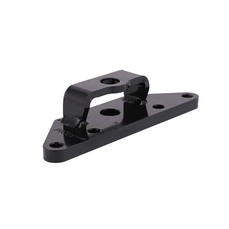 Peça código OEM 87558081 — Suporte da barra de tração